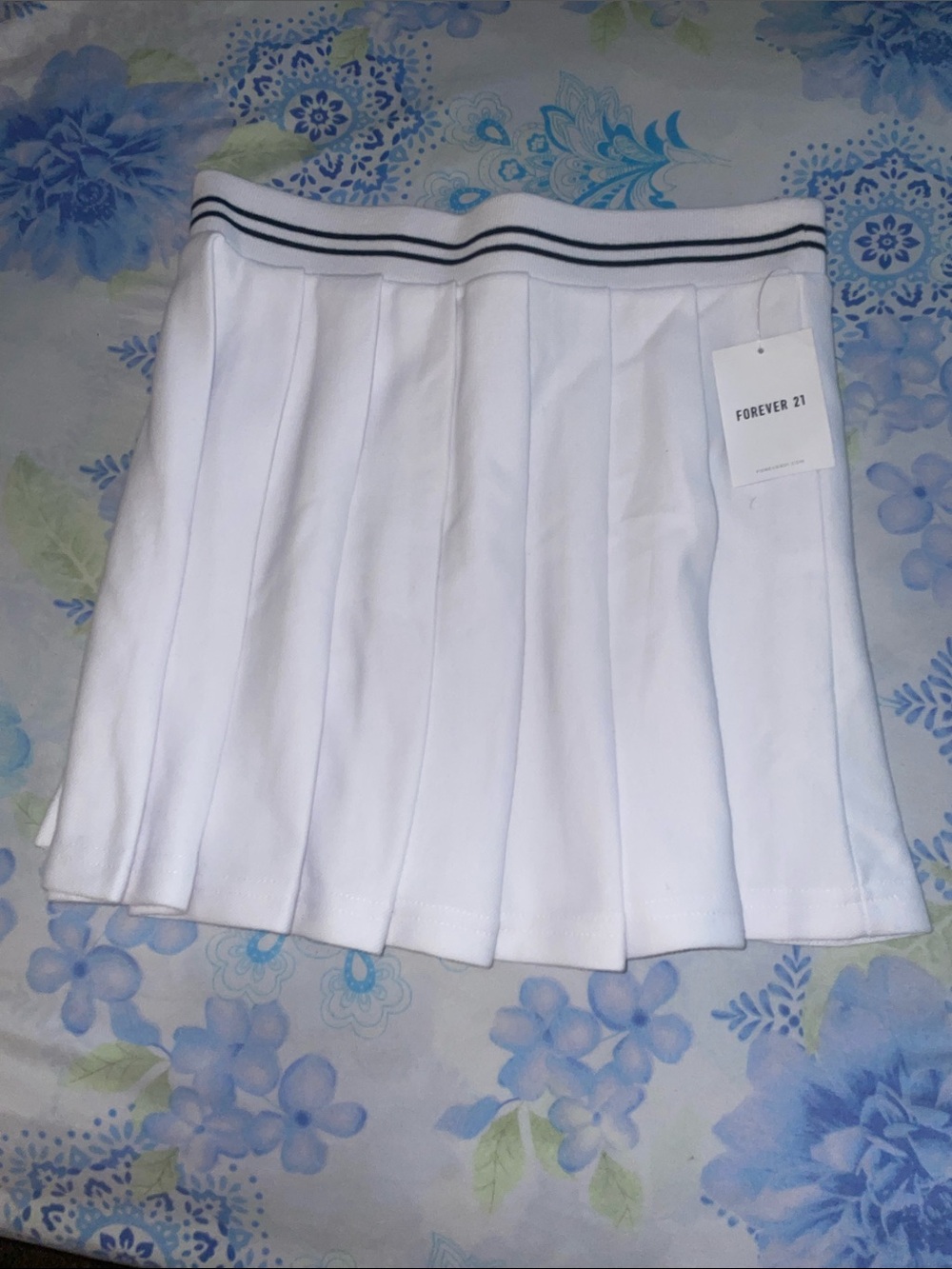 Forever 21 White Pleated Mini Skirt with Black-Trim Waistband